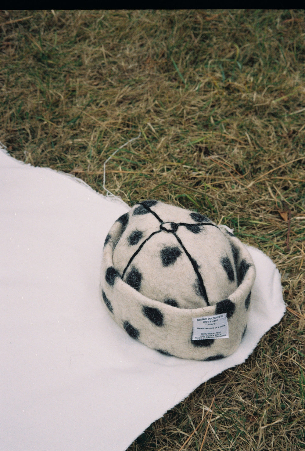LAZARE Hat in Polka Dot White