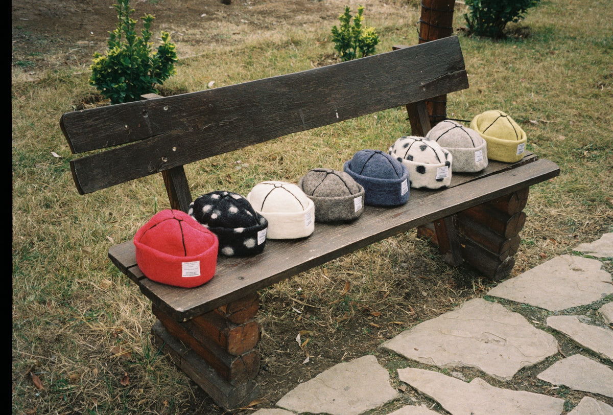 LAZARE Hat in Polka Dot White