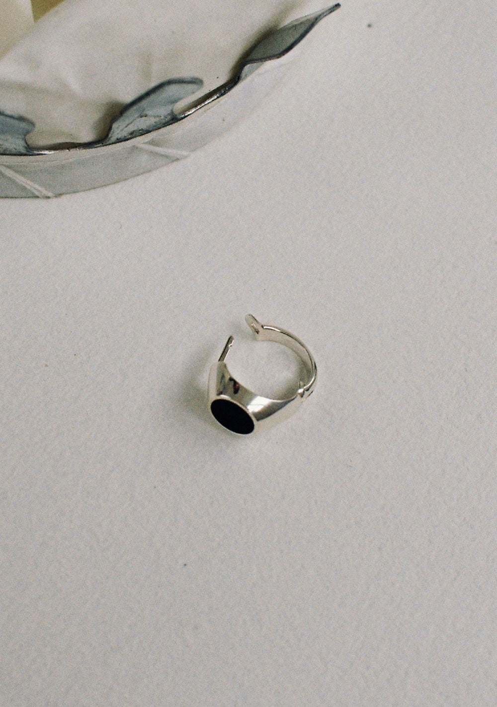 MURMAN -  black enamel mono earring