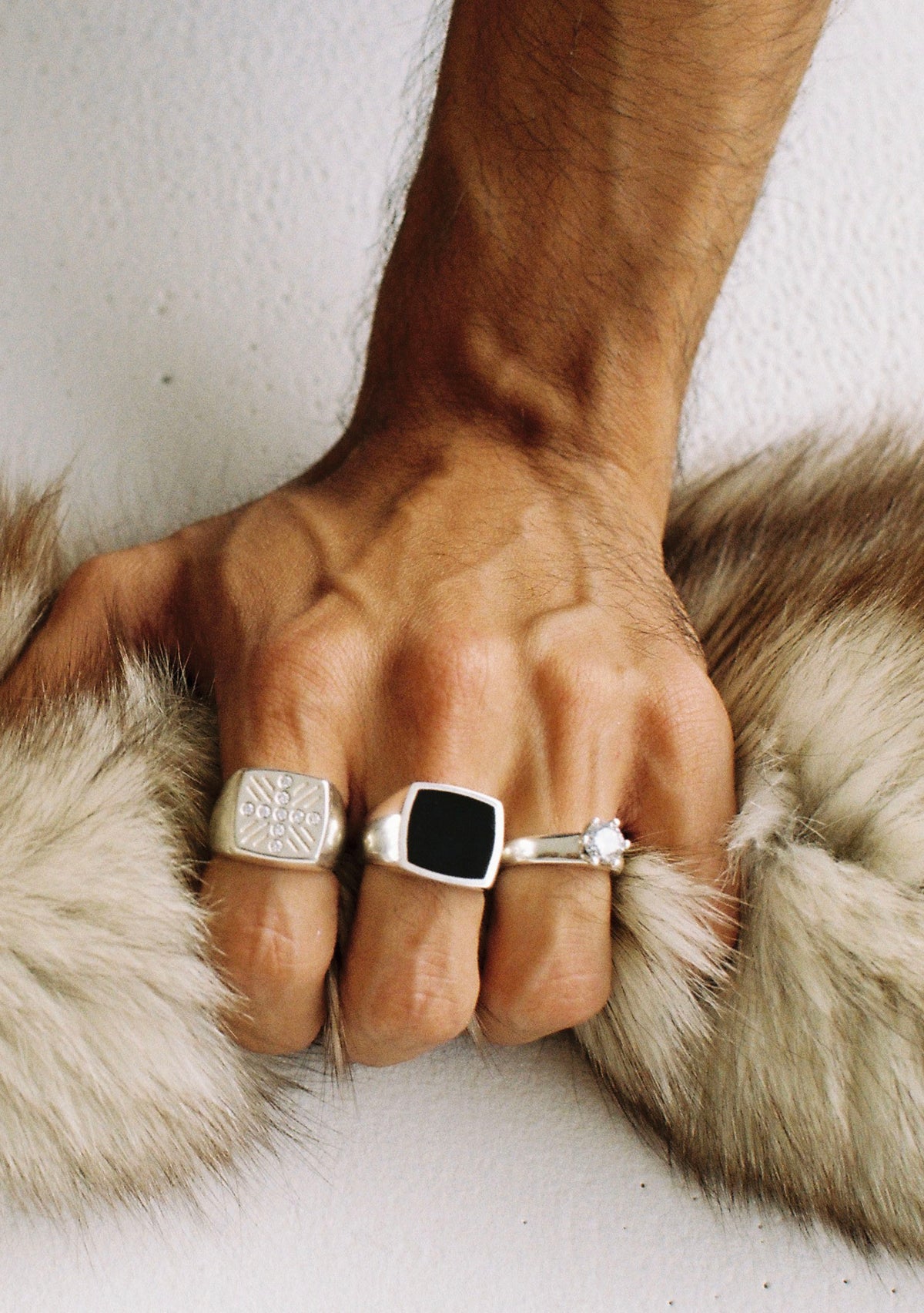 JAMAL — moissanite cross ring