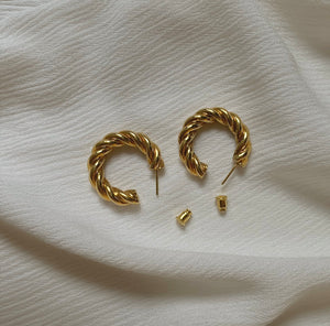 NURBANU |HOOPS EARRINGS