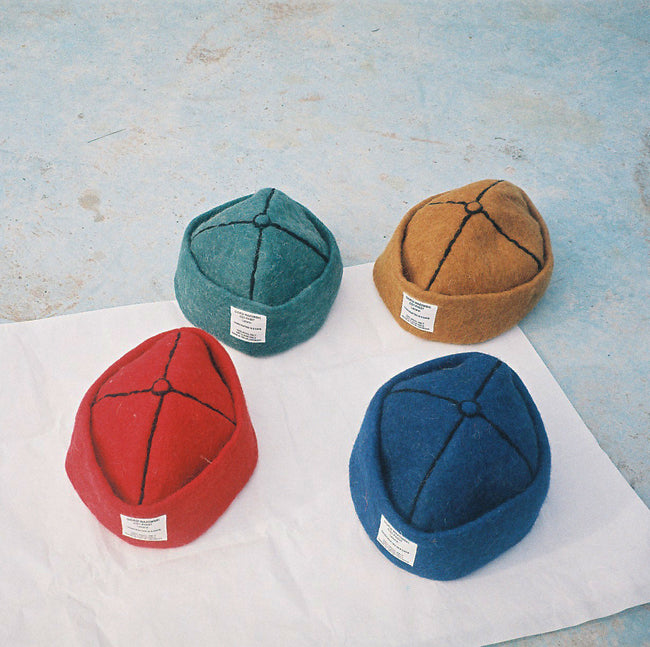 LAZARE | electric blue hat